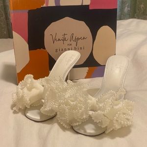 Gianni Bini x Venita Aspen Harlow Chiffon Pearl Bow Dress Sandals Shoes